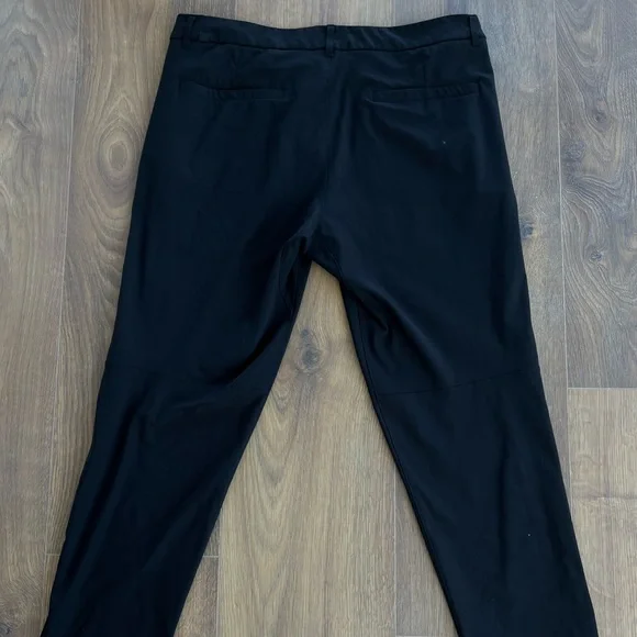 Mens Lululemon ABC pants. Black. Size 34.